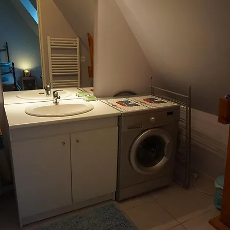 2 Pieces Avec Piscine Et Parking Prive, Proche Plage, - Fr-1-465-26 Merville-Franceville-Plage