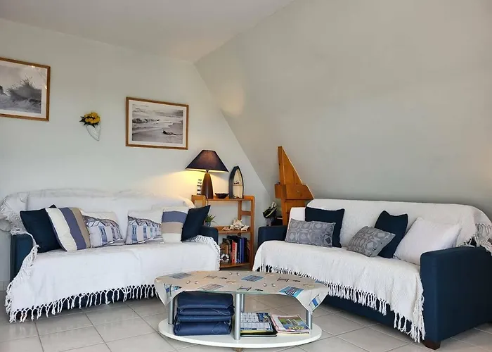 Apartment 2 Pieces Avec Piscine Et Parking Prive, Proche Plage, - Fr-1-465-26 *