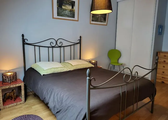 2 Pieces Avec Piscine Et Parking Prive, Proche Plage, - Fr-1-465-26 Merville-Franceville-Plage